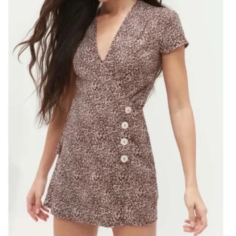 Urban Outfitters UO Brown / Burgundy and White Floral Romper